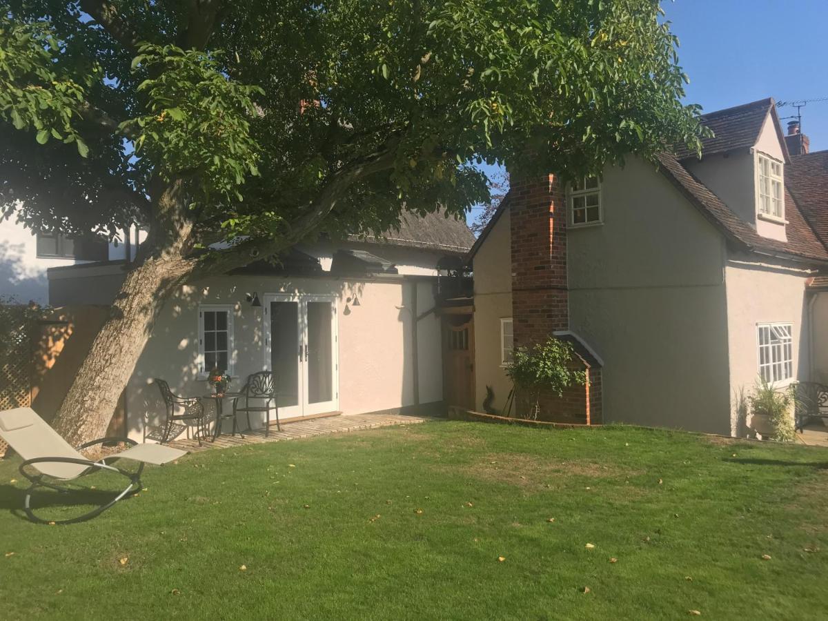 Little Dunmow Corner House Luxury Bnb מראה חיצוני תמונה