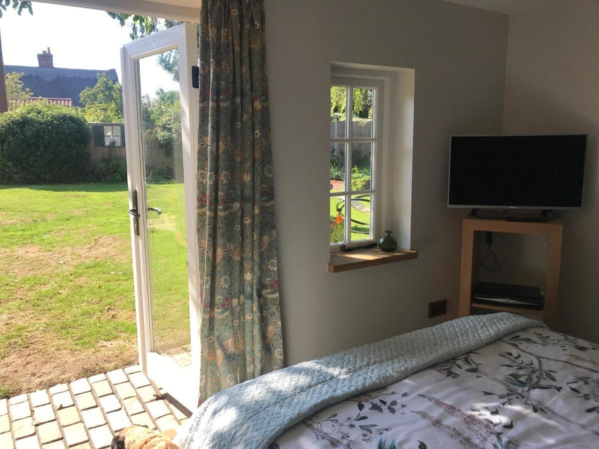 Little Dunmow Corner House Luxury Bnb מראה חיצוני תמונה
