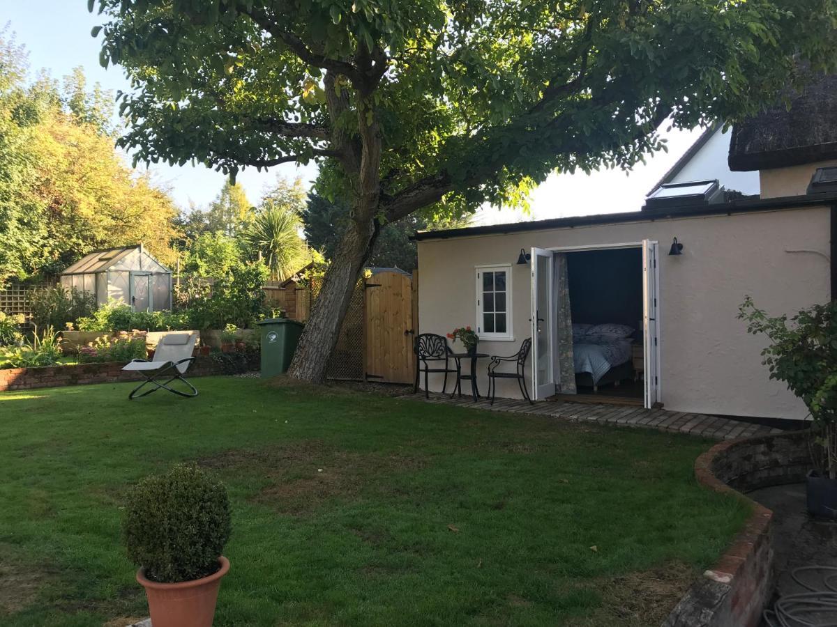 Little Dunmow Corner House Luxury Bnb מראה חיצוני תמונה